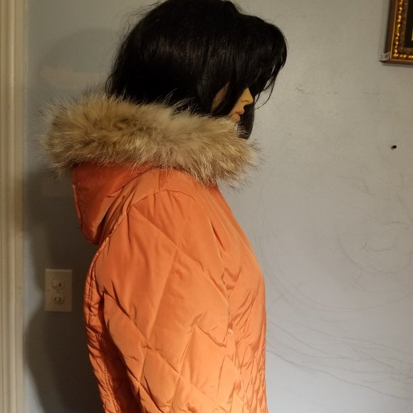 Orange peach, metalic sheen parka fur/feathe light - Picture 5 of 11